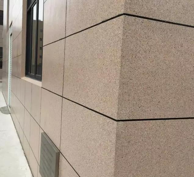 水包水水包砂在舊墻面上施工，該怎么處理？